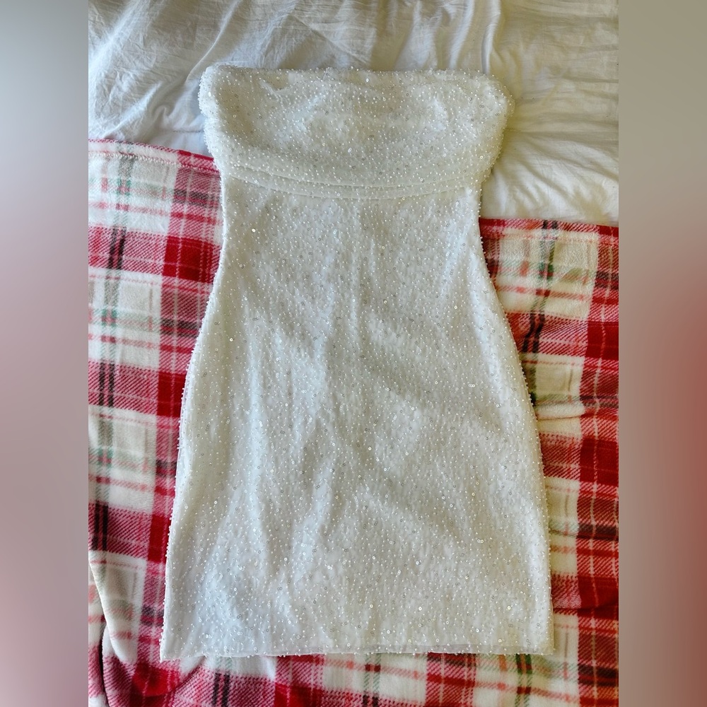 Windsor white strapless dress